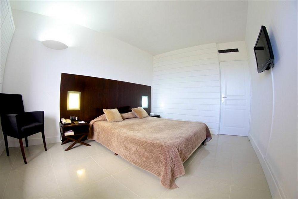 Hotel Le Saint Denis Szoba fotó