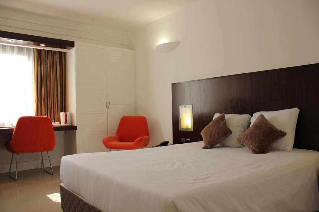 Hotel Le Saint Denis Kültér fotó